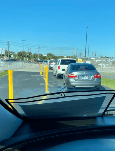 Carline pick up signs for carpool at school